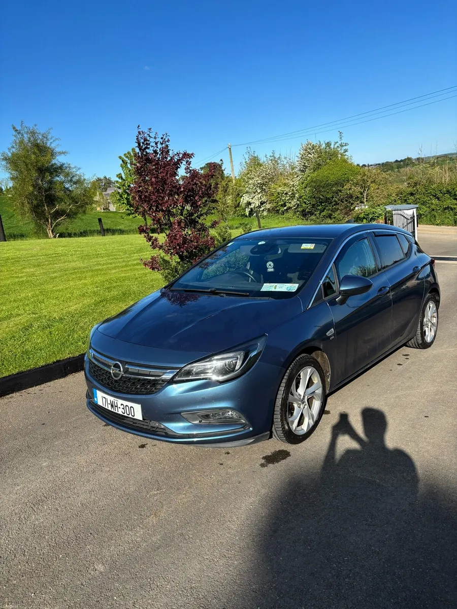 Opel Astra SRI 2017 - Image 2