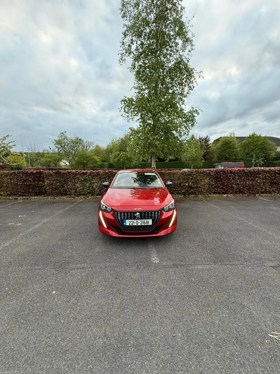Peugeot 208 - Image 3