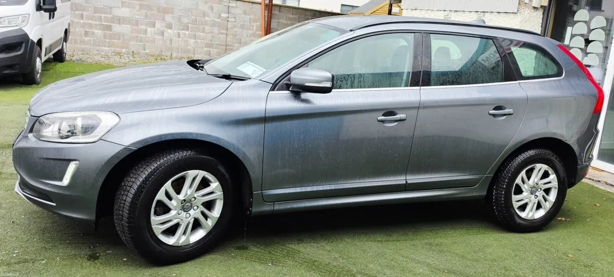 Volvo XC60 2.0TD D4 190BHP SAT NAV - Image 2