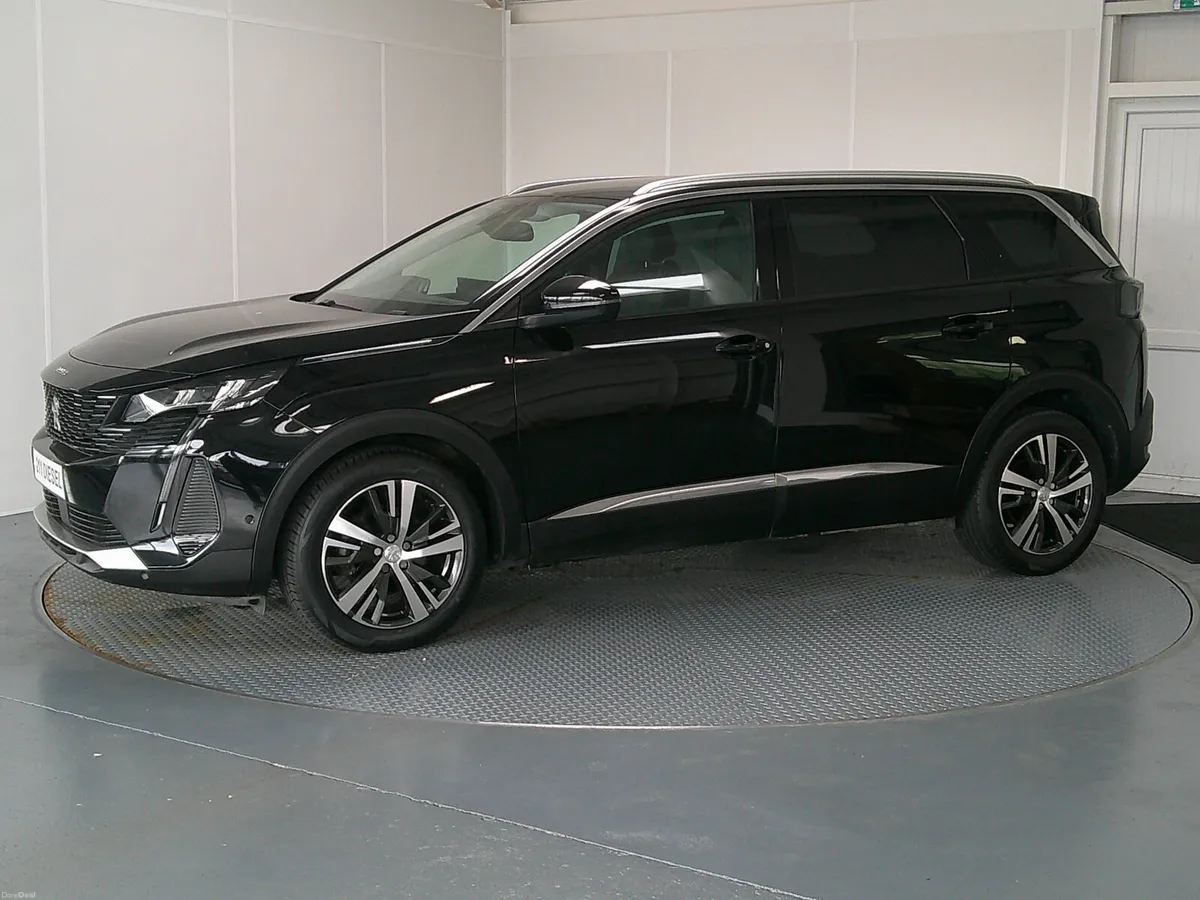 Peugeot 5008 2021 - Image 3