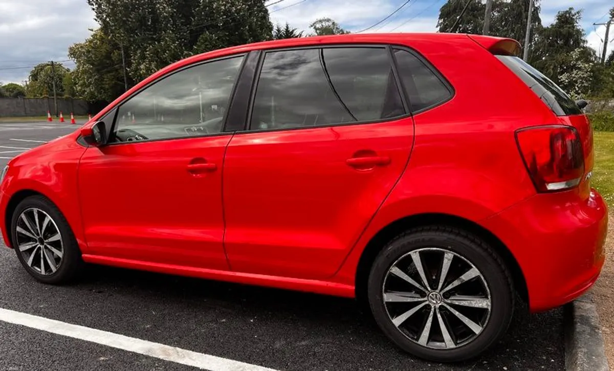 2012 Volkswagen Polo Match - Image 2