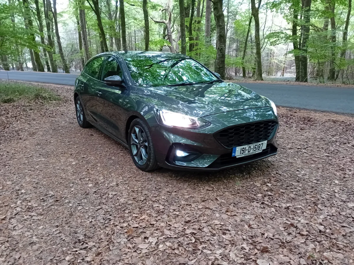 191 FORD FOCUS , ST LINE 1.5 TDCI 120 BHP 6 SPEED - Image 3