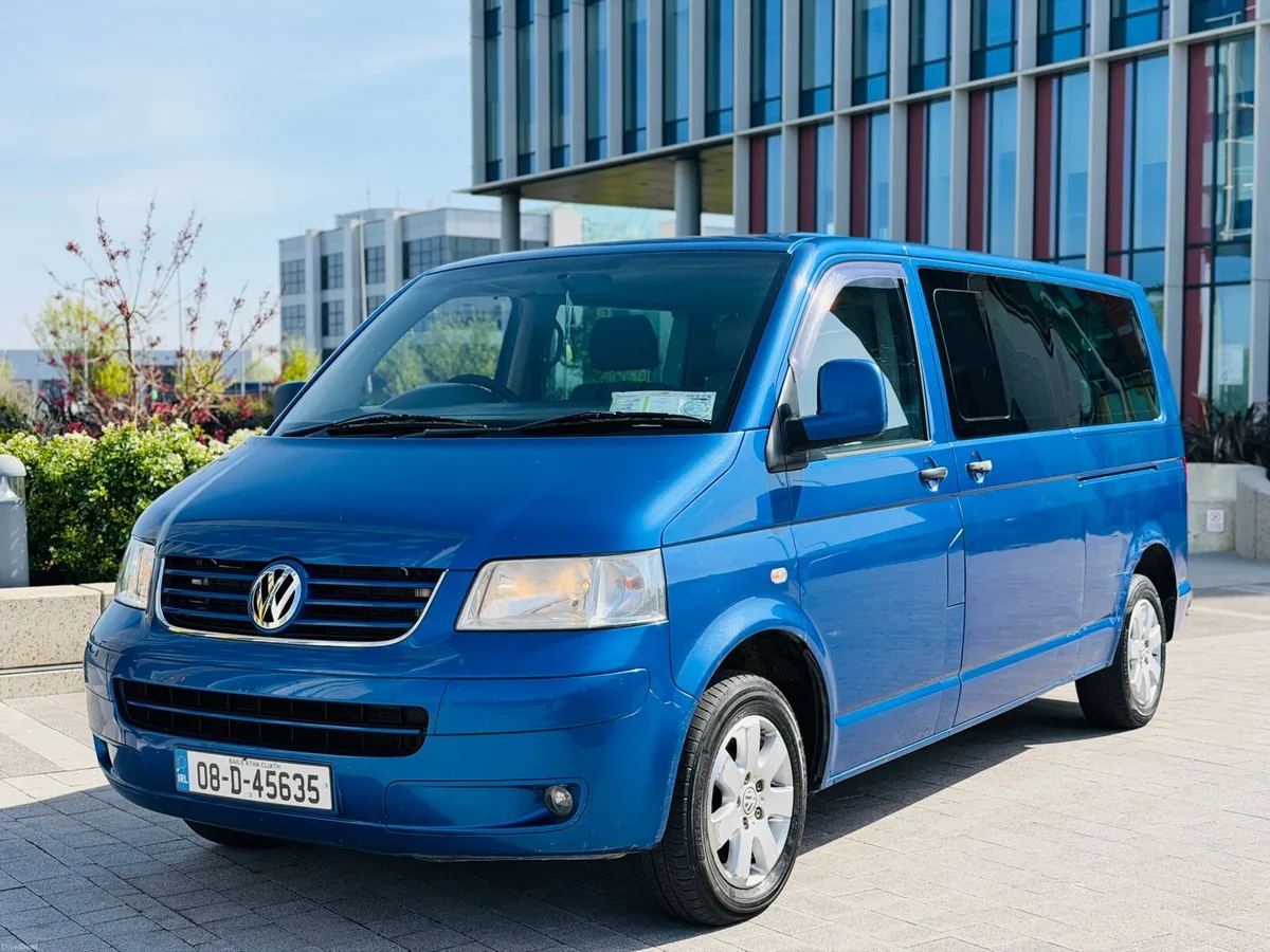 Volkswagen shuttle 2.5 LWB automatic - Image 1