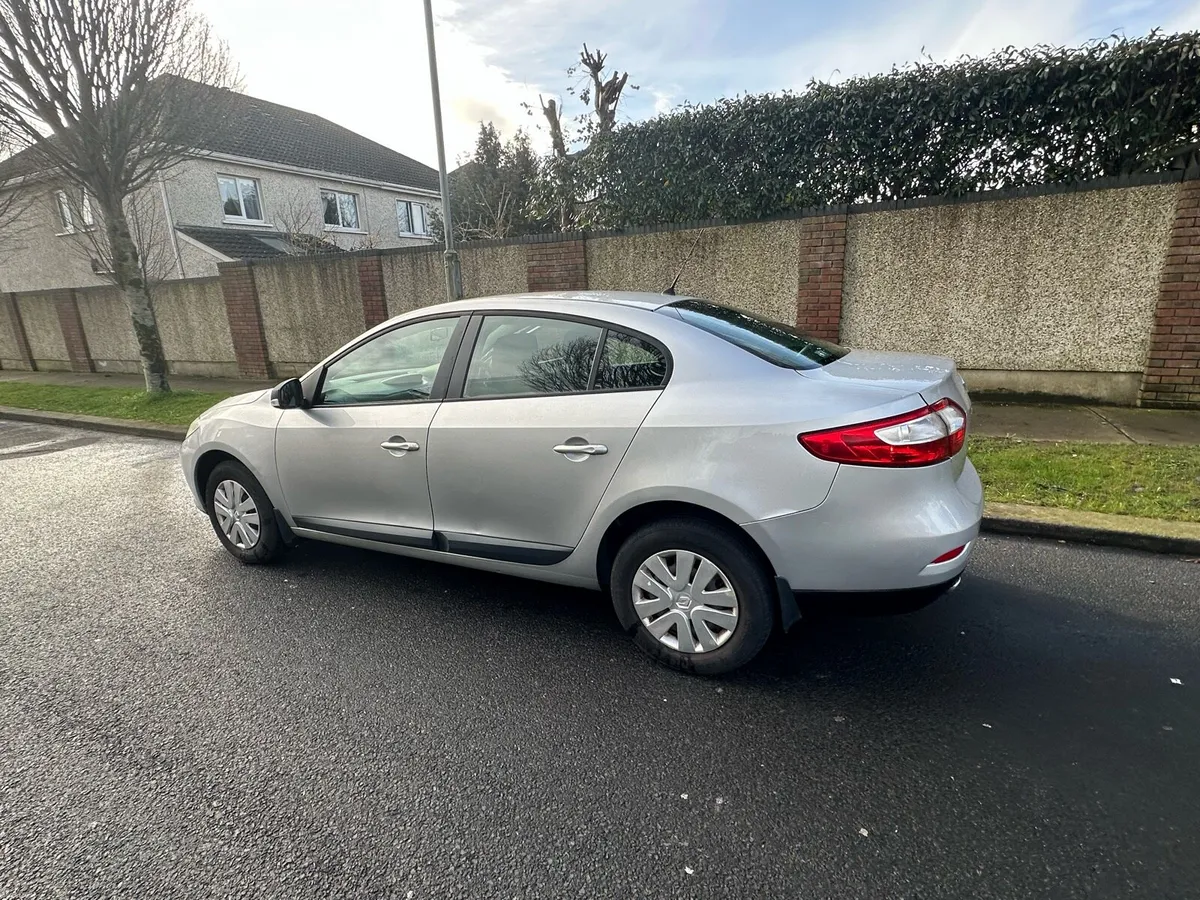 2011 Renault Fluence 1.5 dCi 110 Diesel Automatic - Image 1