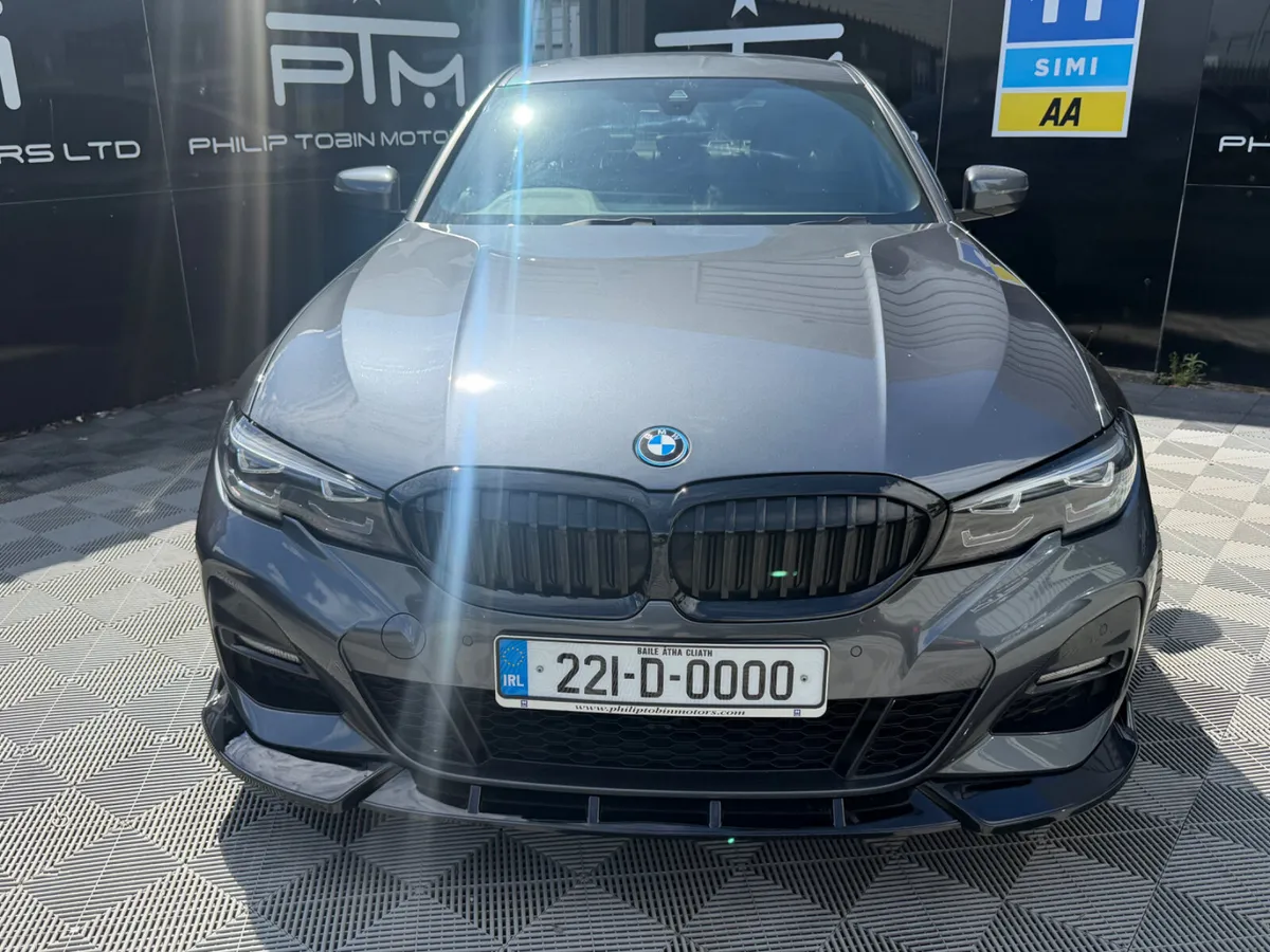 BMW 330e M Sport Pro G20 288HP Auto - Image 4