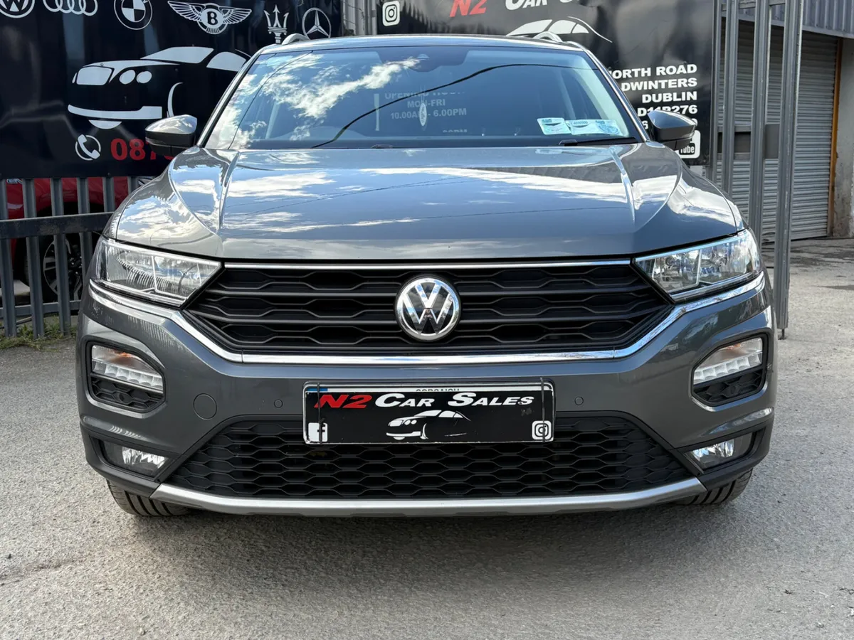 191 Vw T-Roc 1.6tdi Manual, LOW MILES, NEW NCT - Image 2
