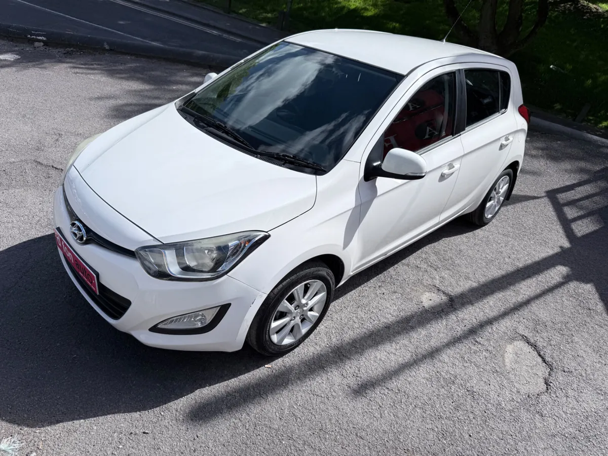 Hyundai i20 1.2 Petrol low Miles New NCT - Image 4