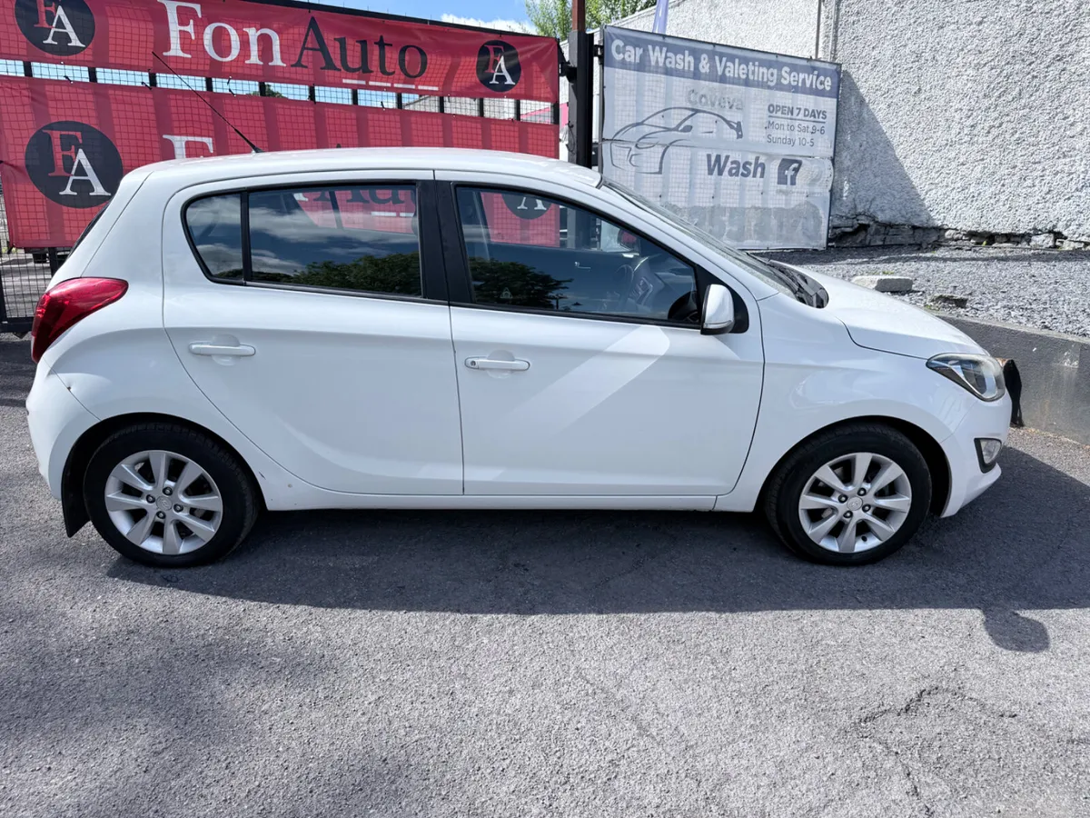 Hyundai i20 1.2 Petrol low Miles New NCT - Image 6