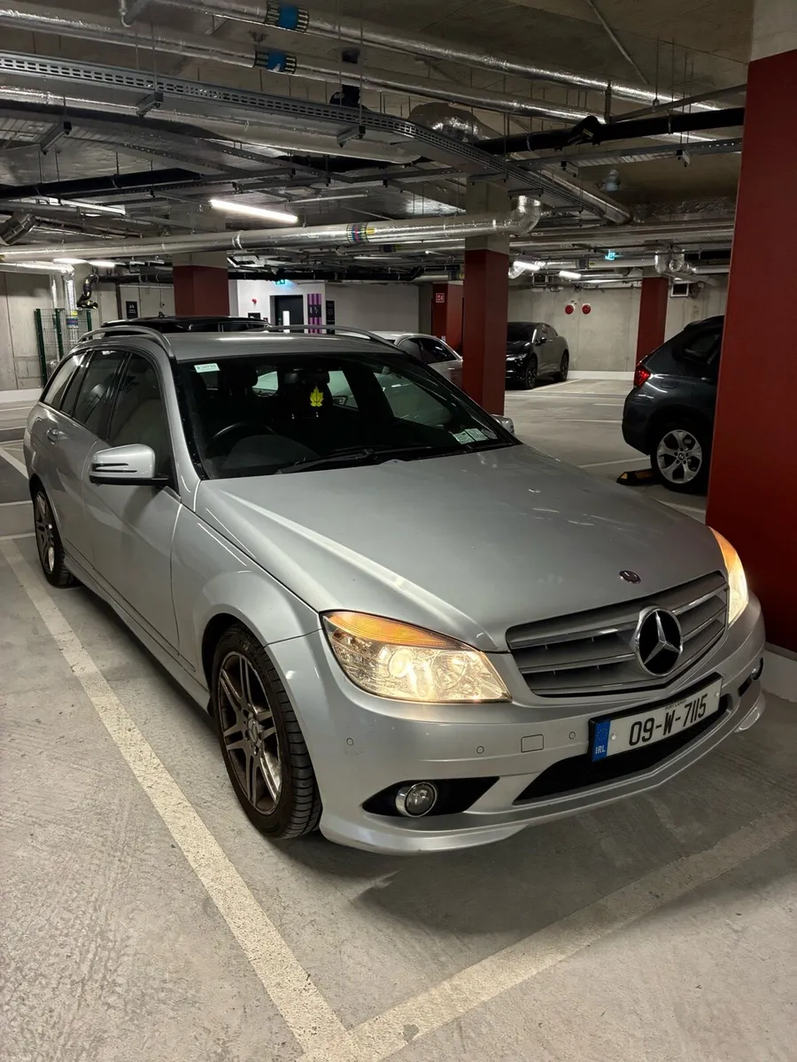 Mercedes Benz C-Class Estate - Image 1