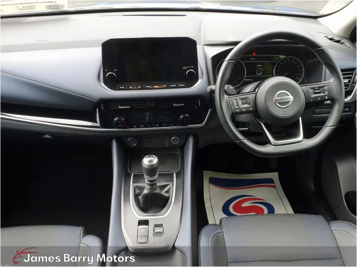 Nissan Qashqai 1.3 PET MILD HYBRID SV PREMIUM - Image 3