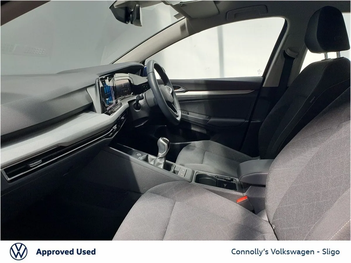 Volkswagen Golf LIFE 1.0TSI 110HP - Image 4
