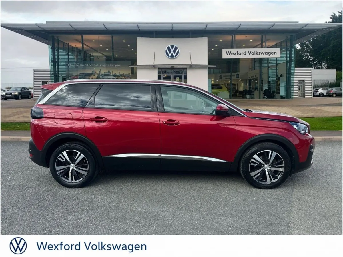 Peugeot 5008 ALLURE 1.2 PureTech 130HP MANUAL - Image 4