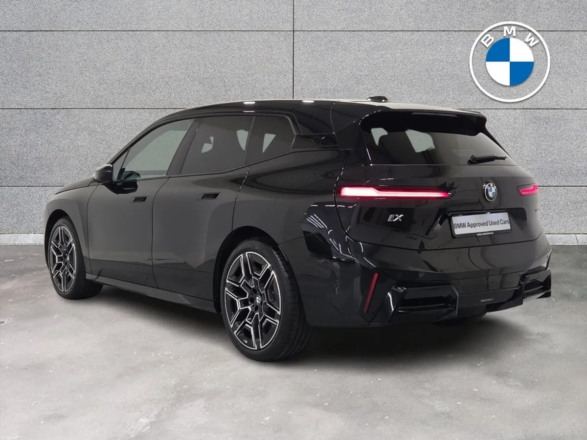 BMW iX Ix Xdrive45 M Sport  xDrive45 M Sport  408 - Image 3