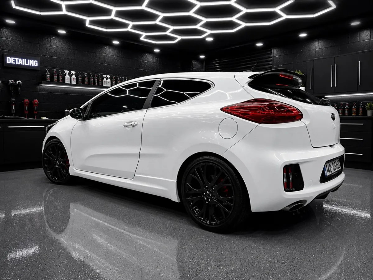 KIA CEED GT 1.6 TURBO GDI 230BHP - Image 2