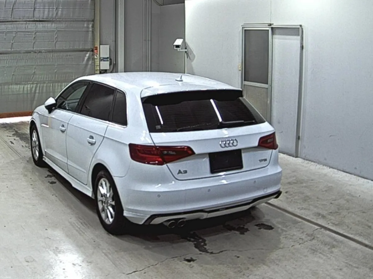 AUDI A3 1.4 TFSI AUTO 2014 - Image 3