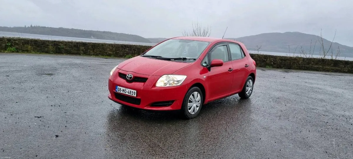 Toyota Auris Terra Red Diesel 1.4L - Image 6