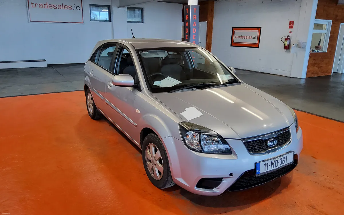 Kia Rio 2011 - Image 1