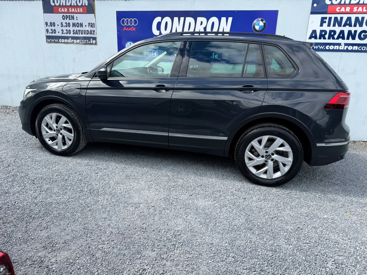 2024 VOLKSWAGEN TIGUAN 1.4TSIe PHEV LIFE 242BHP - Image 2