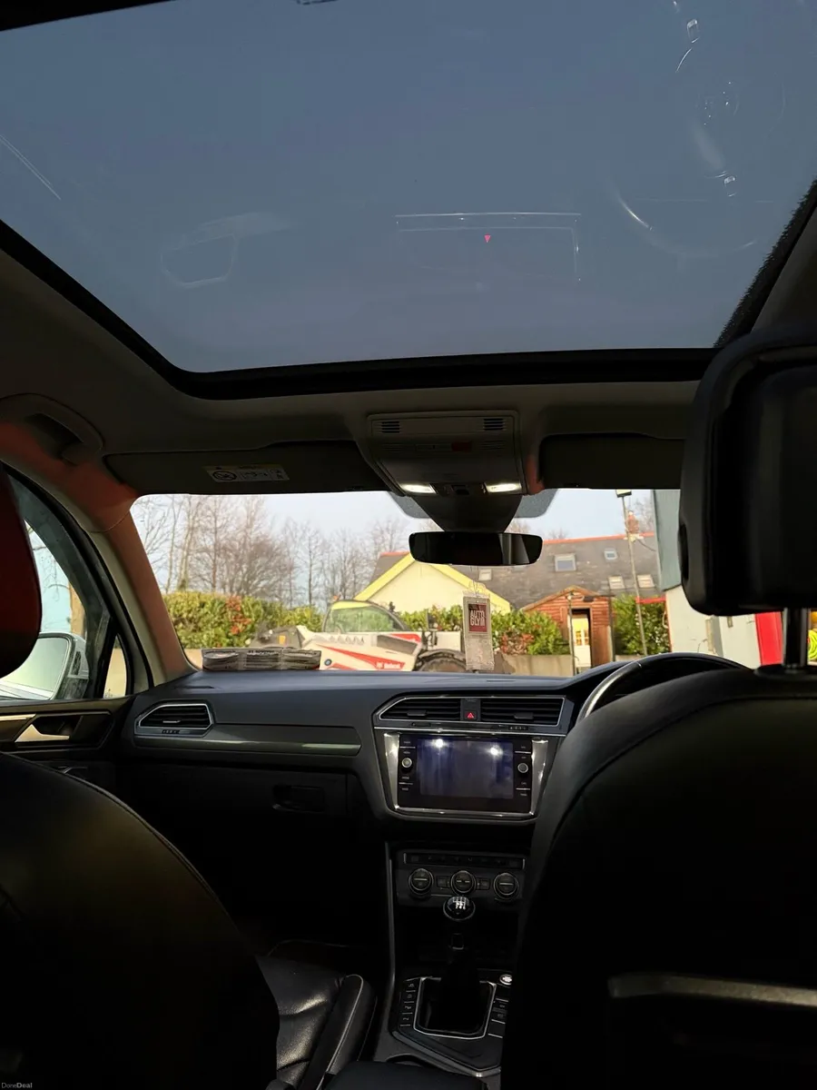 Volkswagen Tiguan - Image 4