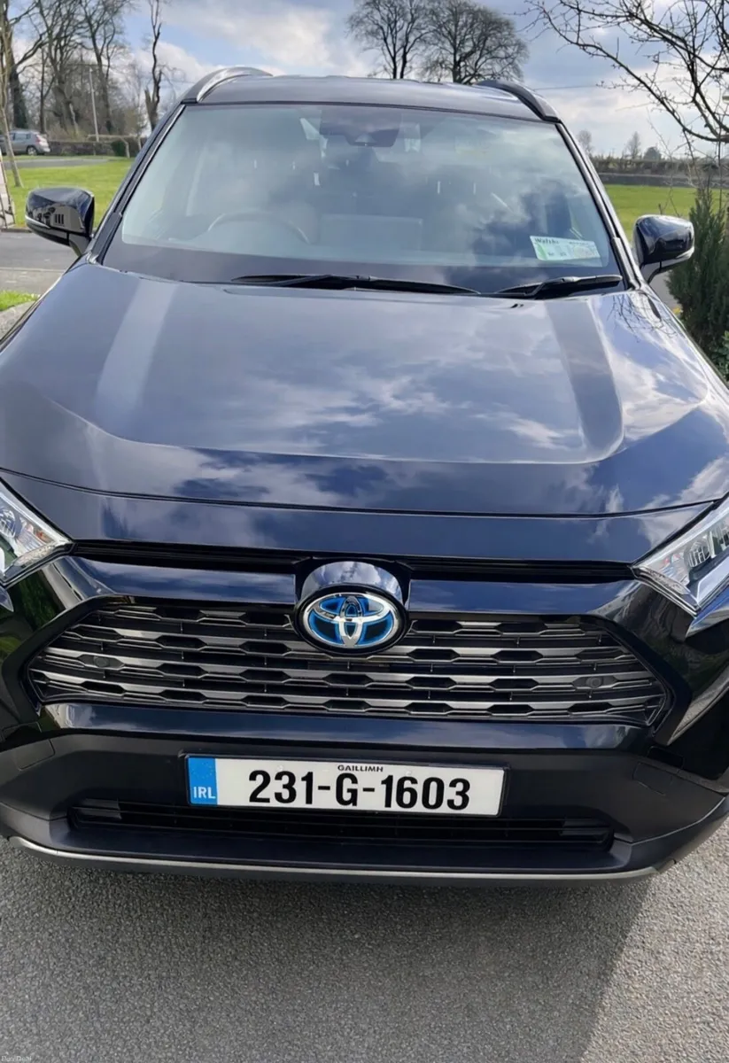 Toyota RAV4 Hybrid SOL – Leather Interior – €37,50 - Image 3