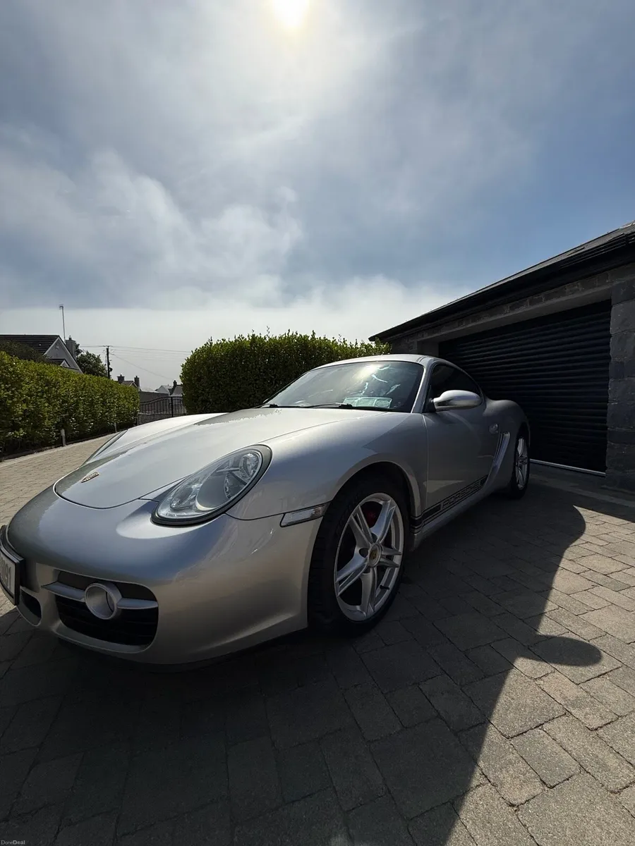 Porsche Cayman - Image 1