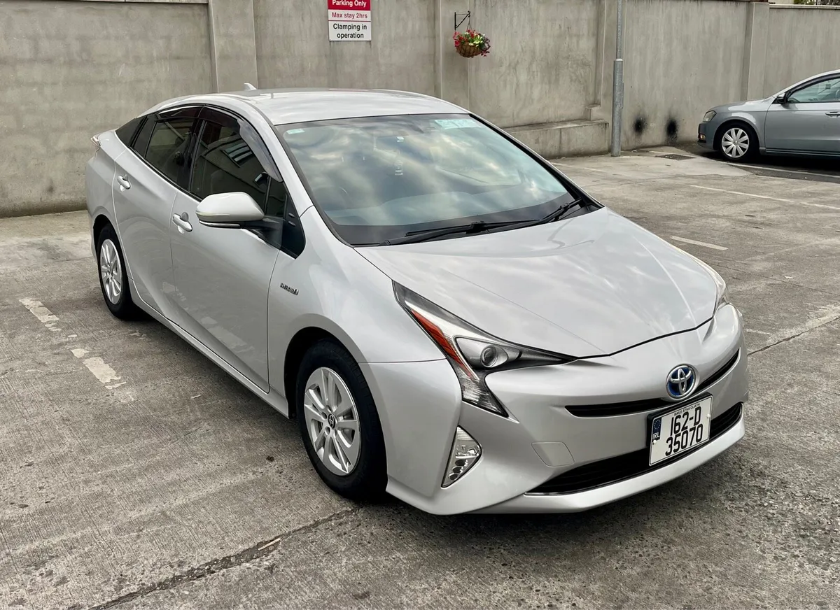 2016 Toyota Prius Hybrid New NCT - Image 1