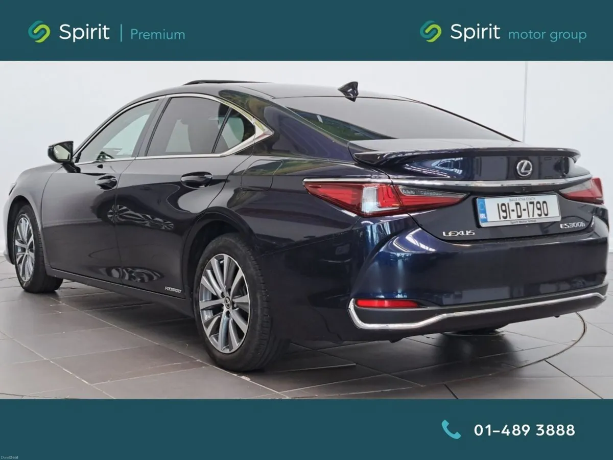 Lexus ES 300h Executive*Sunroof*Call Andrew 086261 - Image 2