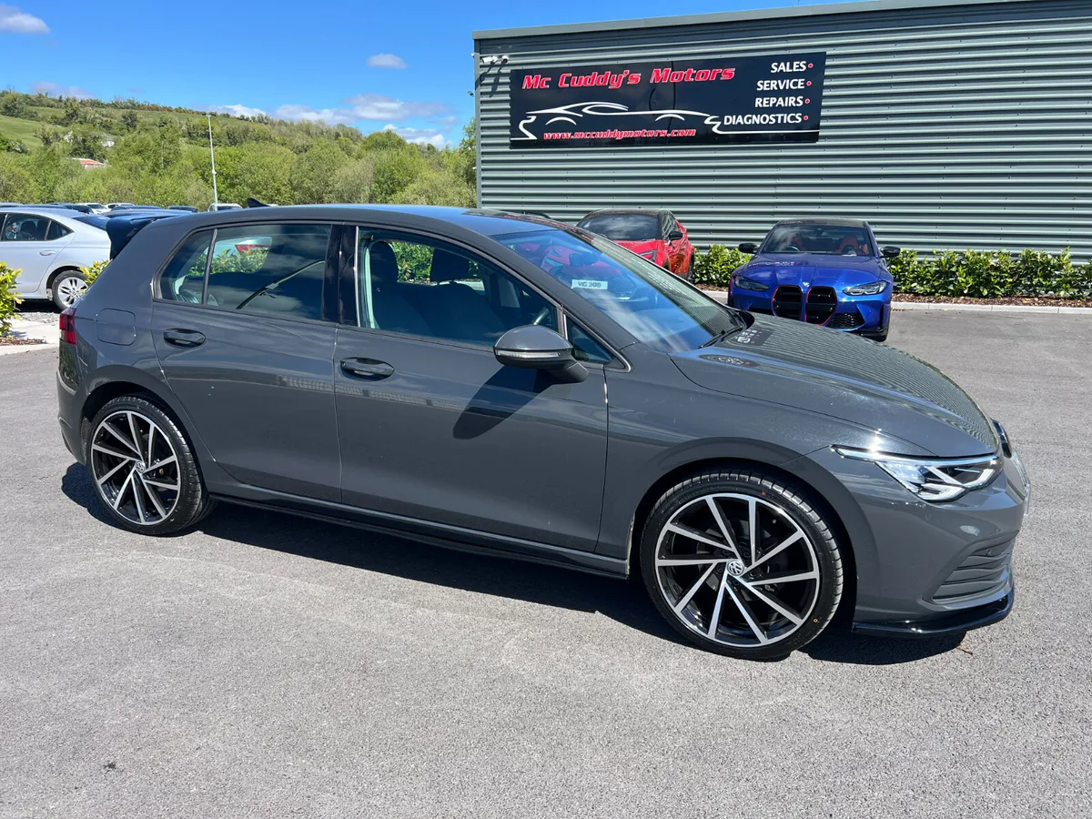 2022 (222) Volkswagen Golf Life 2.0 TDI -New Alloy - Image 1