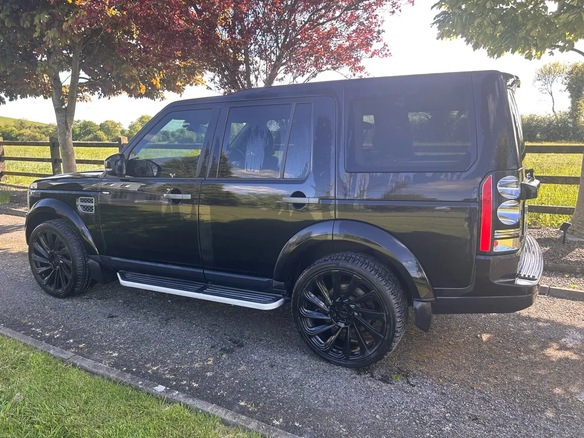 Landrover Discovery 4 3.0D Crew Cab - Image 3