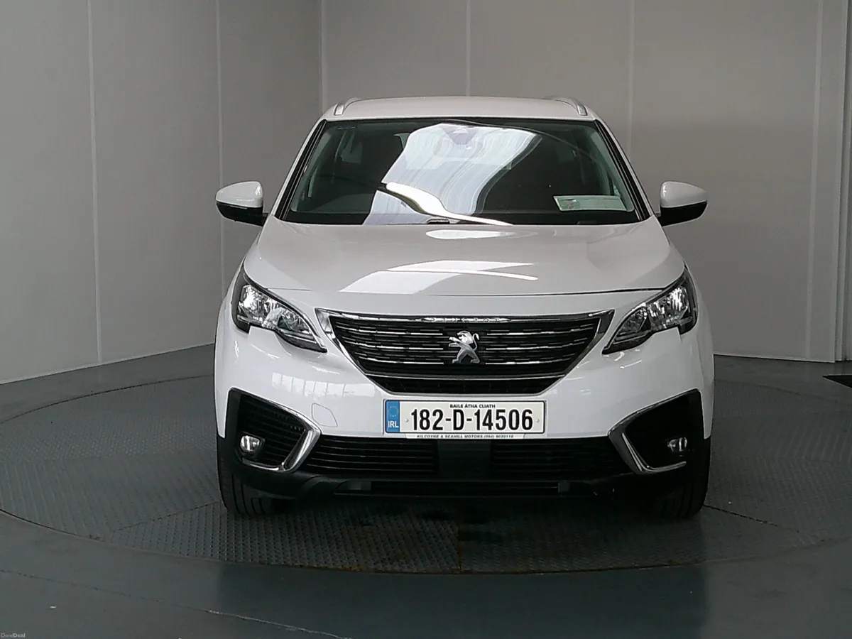 PEUGEOT 5008 2018 - Image 2