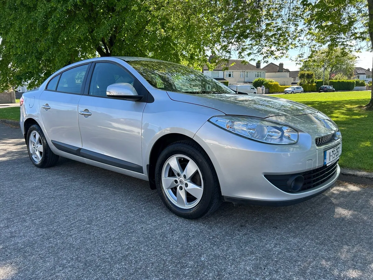 2011 Renault Fluence 1.5 DCI // NCT & TAX - Image 1