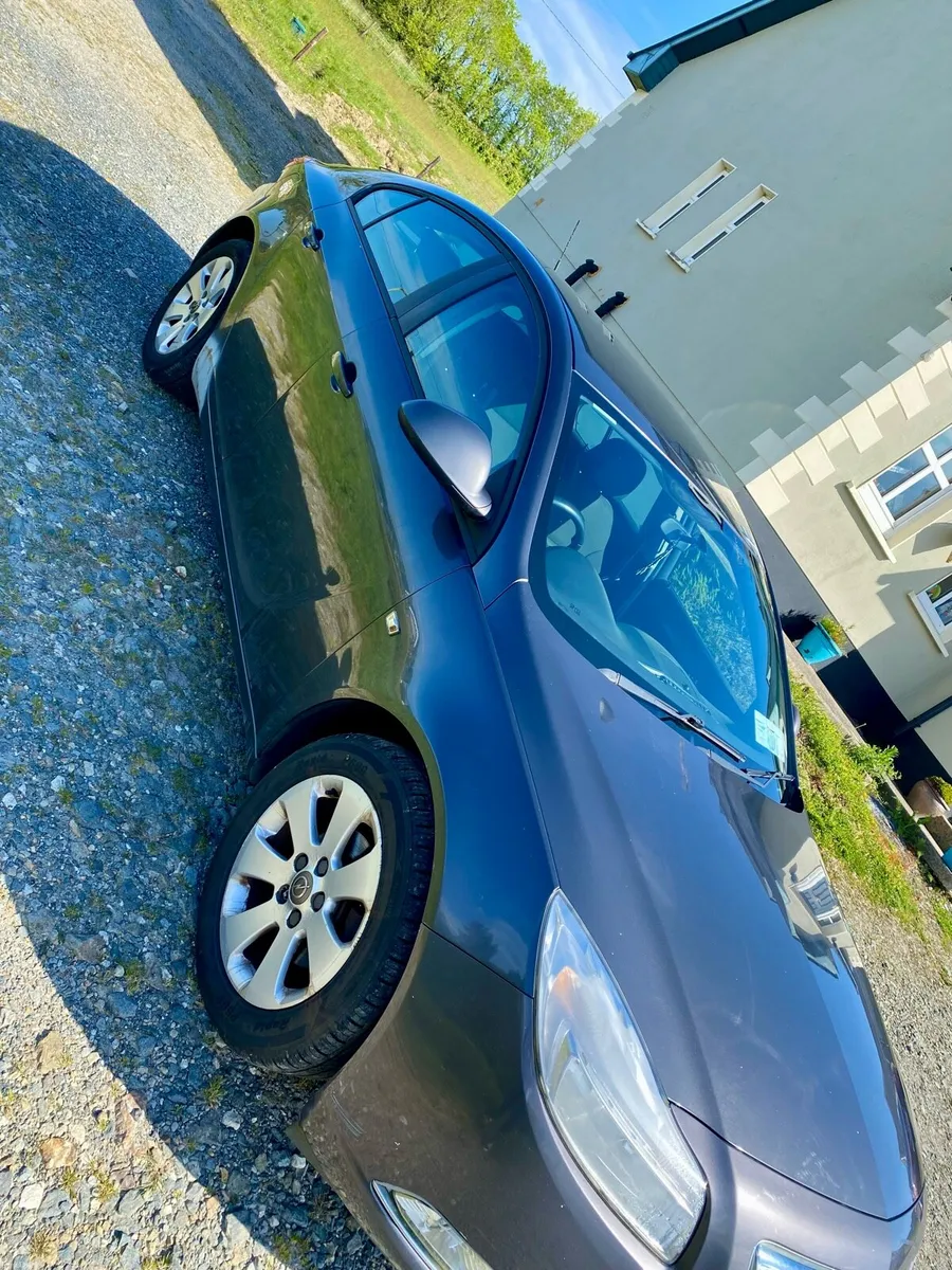 2011 Opel Insignia 2.0CDTi - Image 2