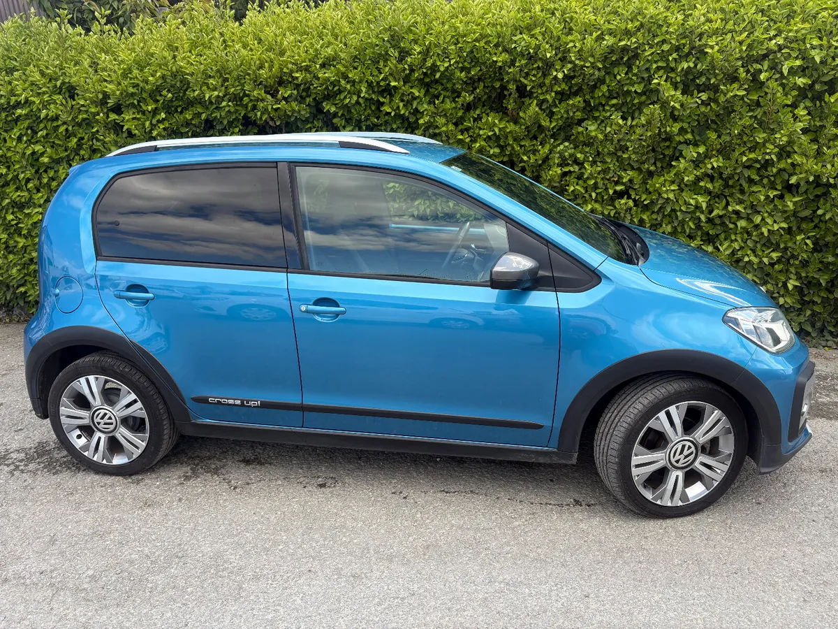 Volkswagen Cross up! 2017 AUTO HIGHLINE - Image 4