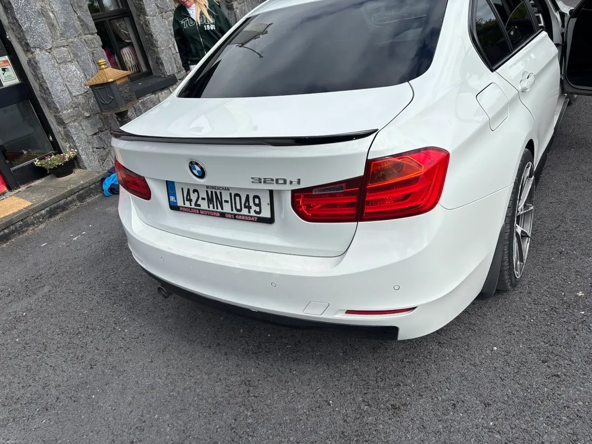 BMW F30 Sport - Image 4