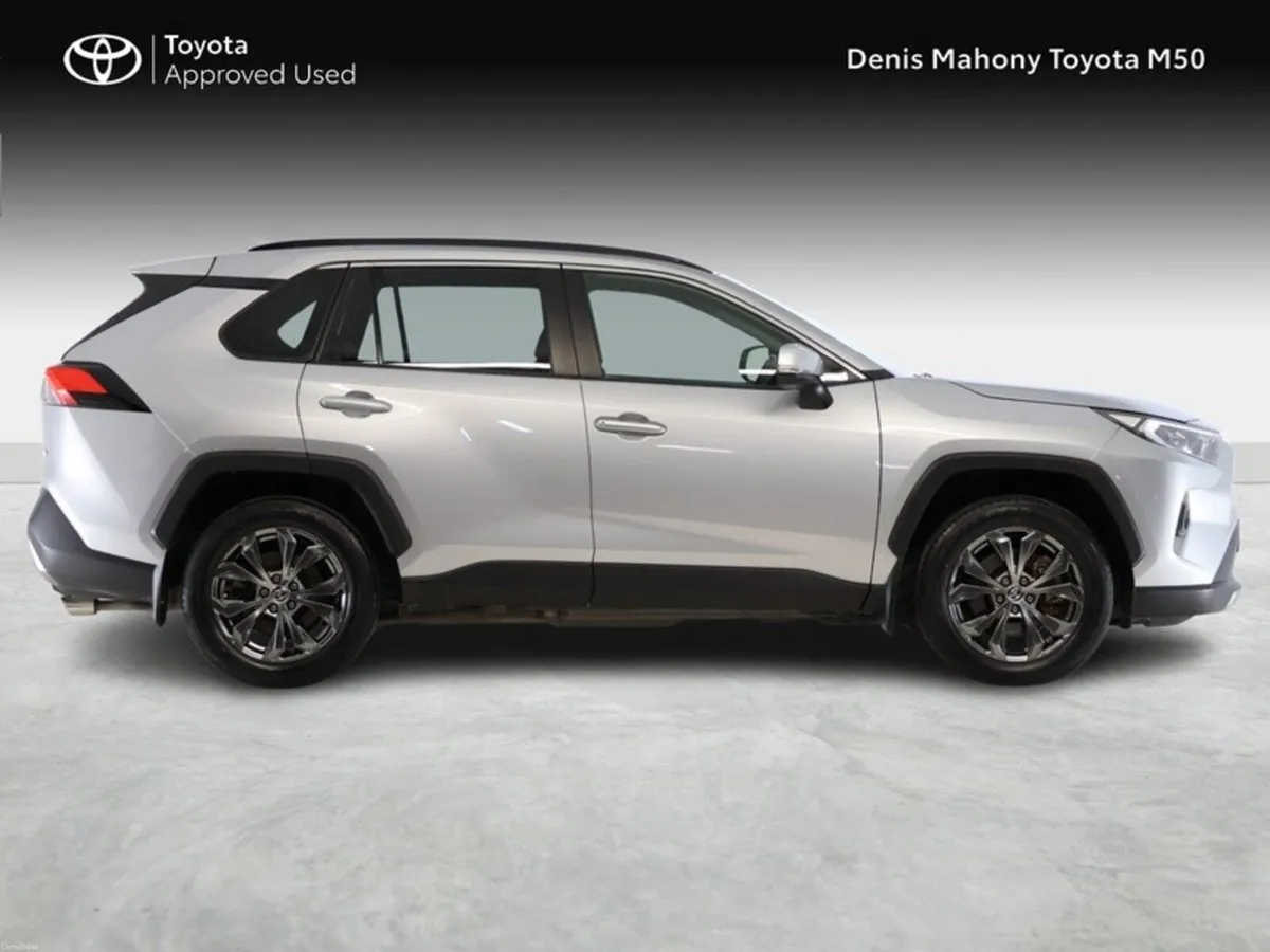 Toyota RAV4 Sol Hybrid - Image 3