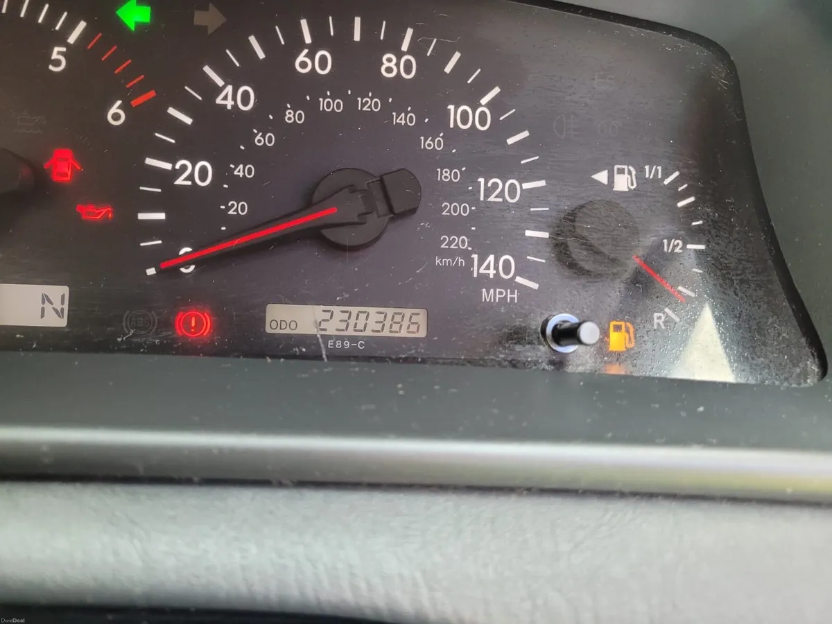 Toyota Corolla - Image 4