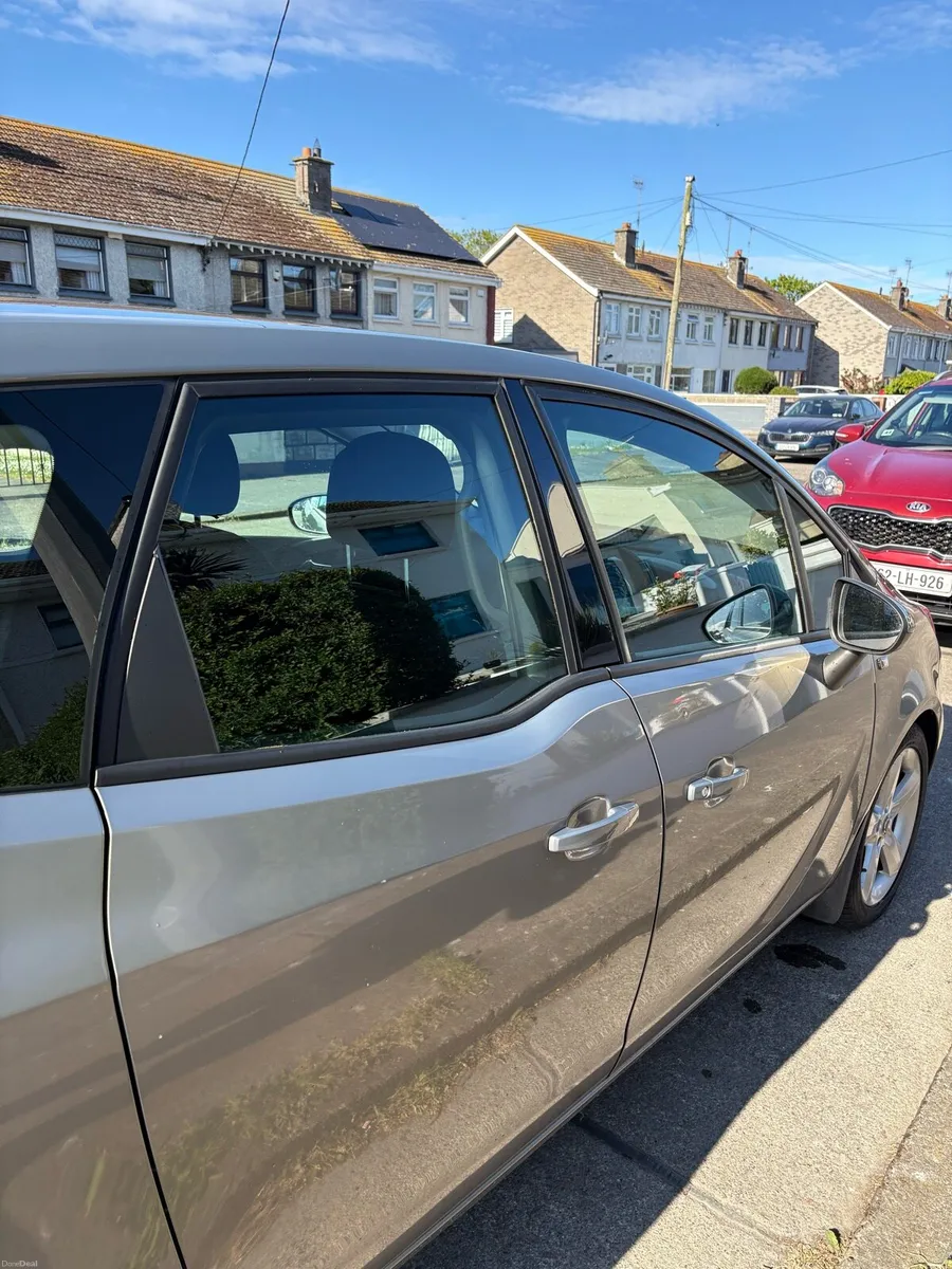 Opel Meriva SC 1.3 CTDI (Very Low Mileage) - Image 2