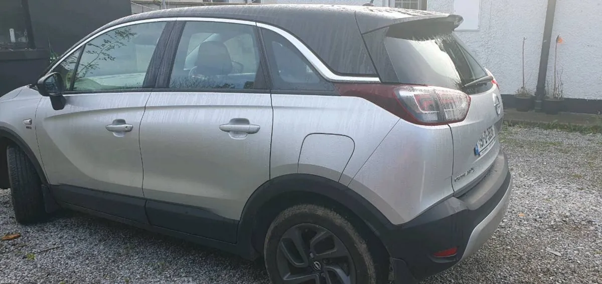 Opel crossland X immaculate condition. - Image 5