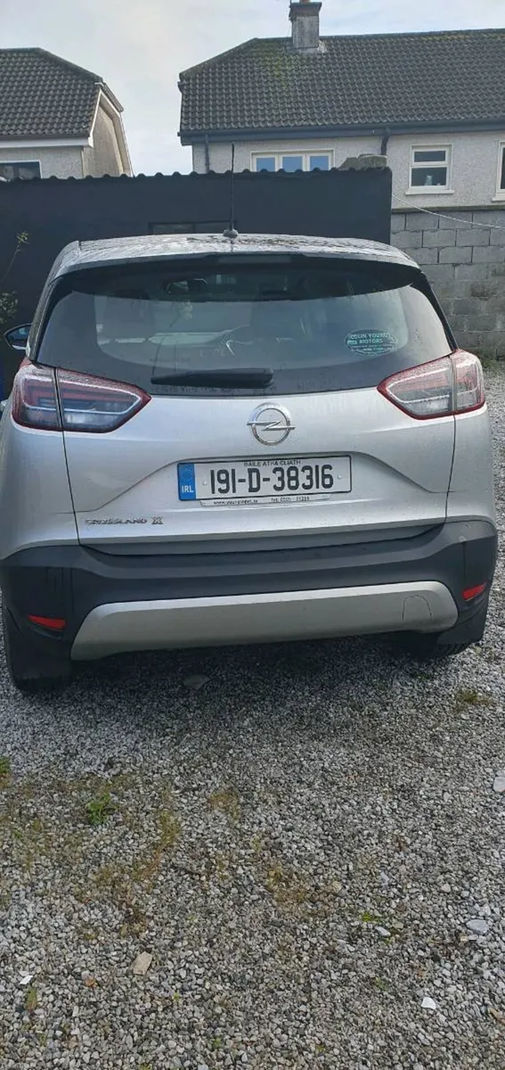 Car - Image 4