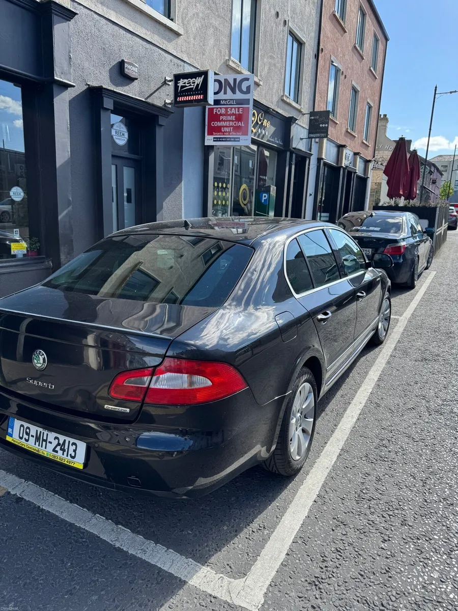 2009 Skoda Superb 1.9 TDI Greenline - Image 3