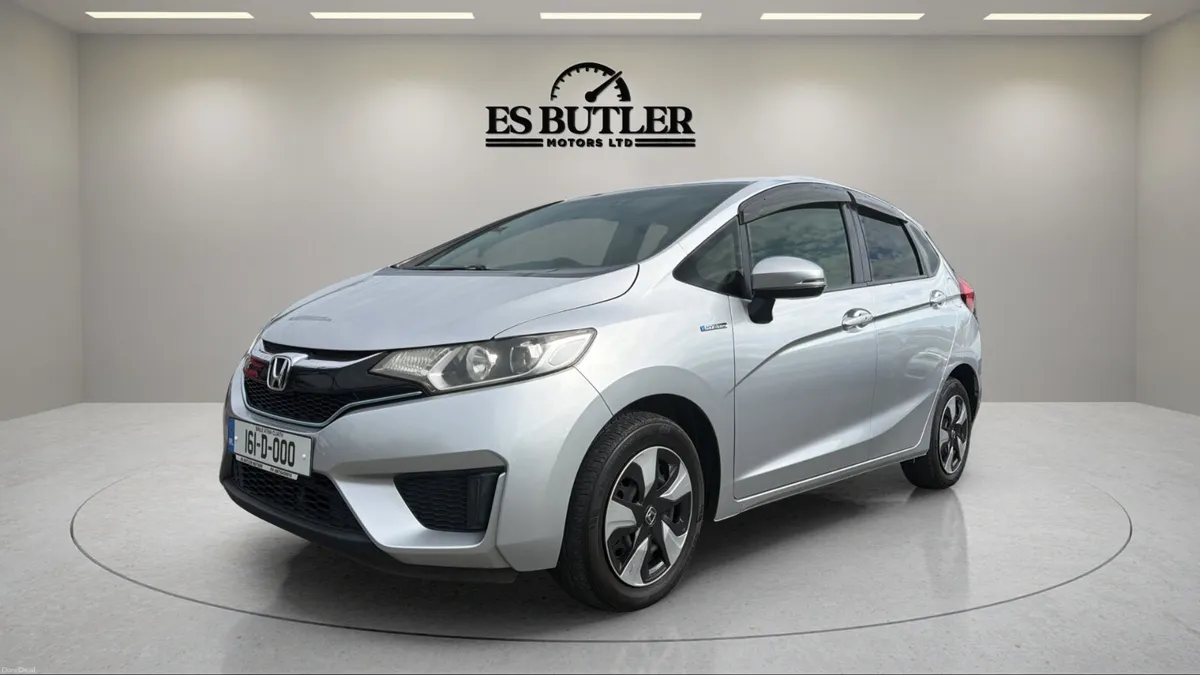 2016 Honda Fit 1.5L PETROL HYBRID AUTO LOW KMS - Image 1