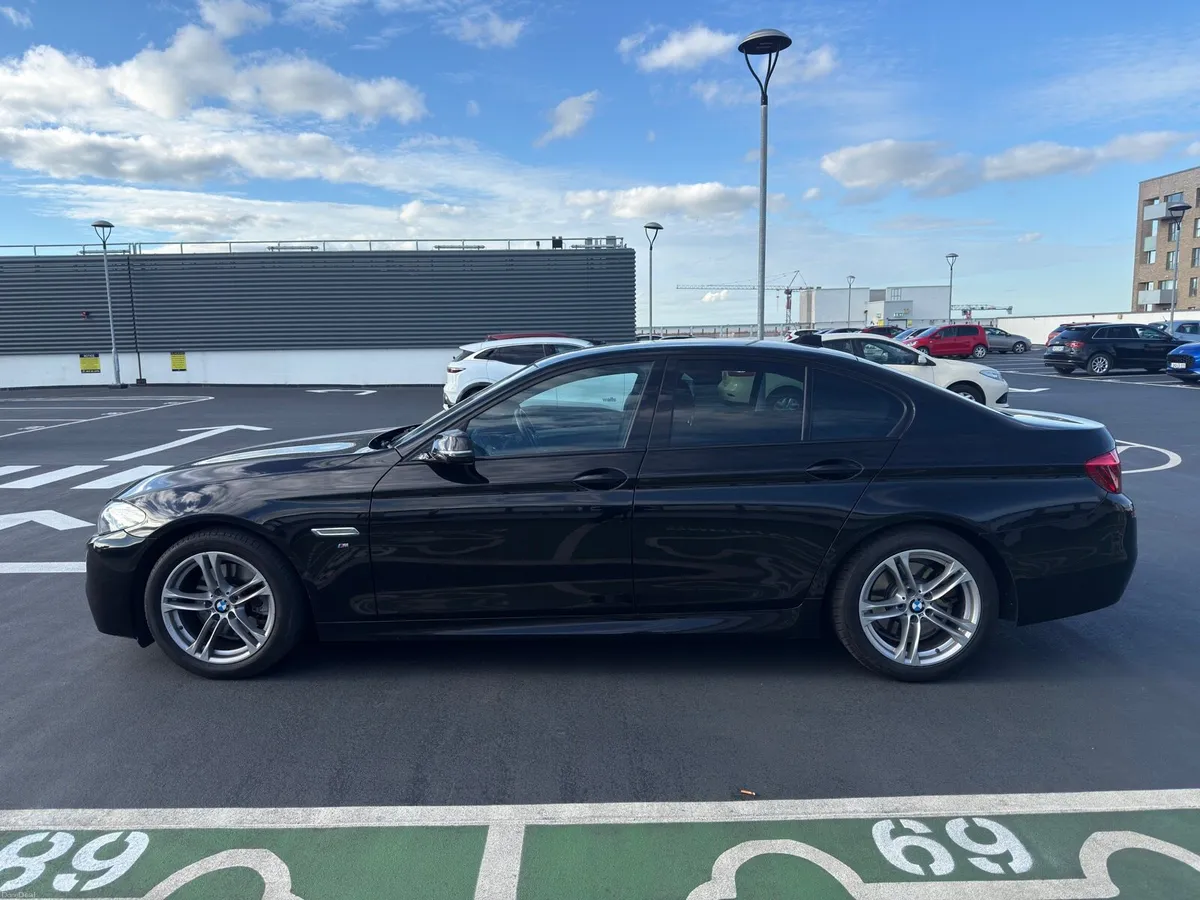 2016 BMW 5 series - Image 3