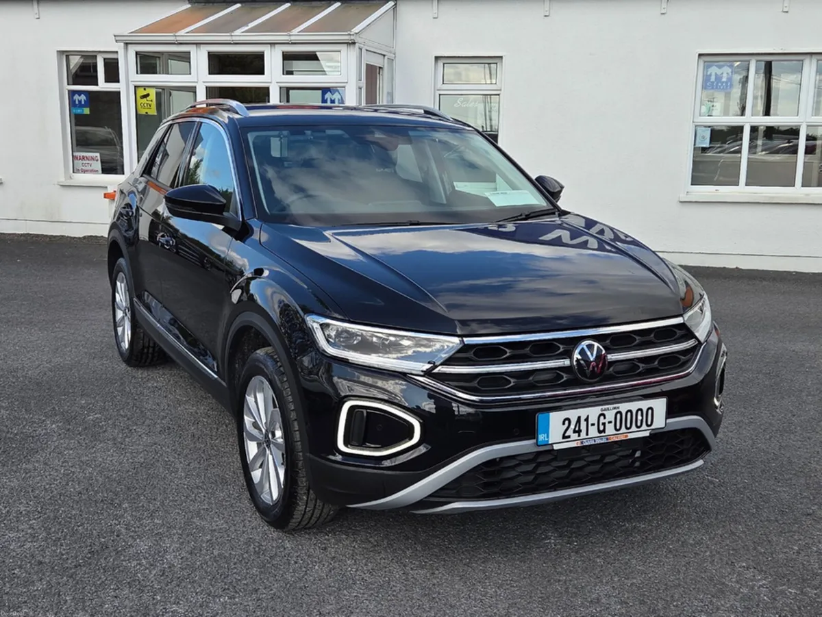 Volkswagen T-Roc 2.0 Diesel Style auto Only 3k kms - Image 2