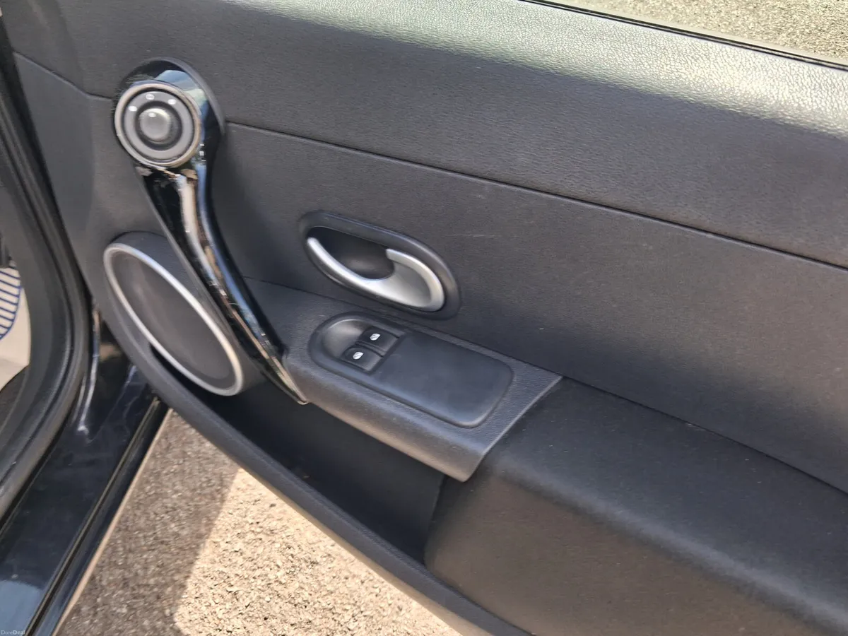 2012 Renault Clio **DEPOSIT RECIVED** - Image 3