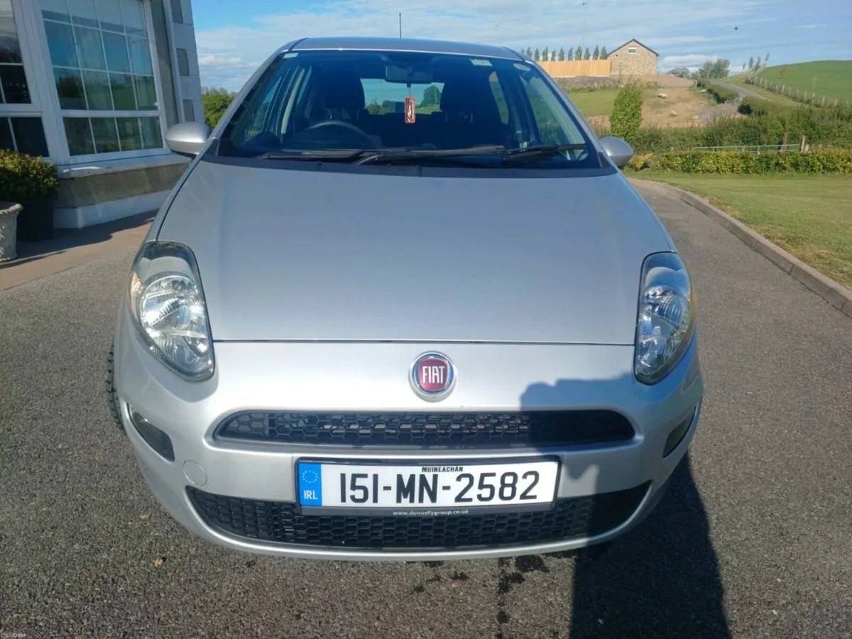 2015 fiat punto 1.2 petrol - Image 2