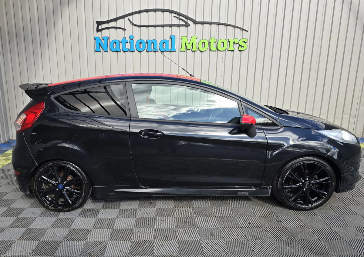 2015 Ford Fiesta ZETEC-S Black ED 1.0 Petrol - Image 2