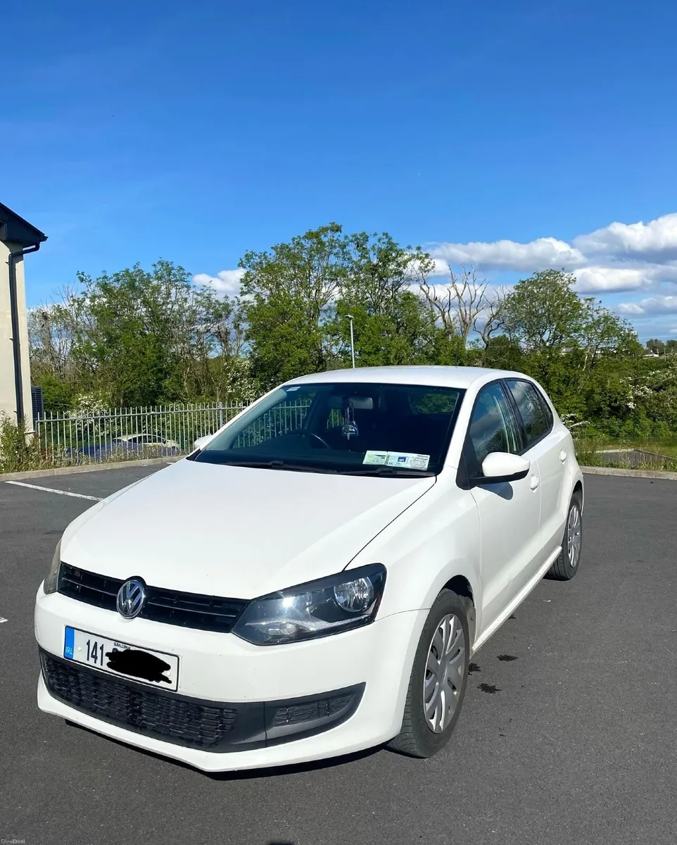 Volkswagen Polo 2014 Automatic - Image 1