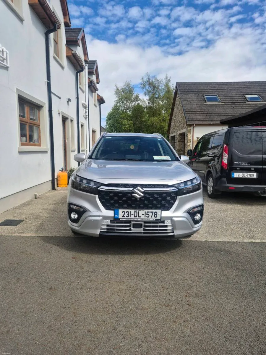 Suzuki S-Cross 2023 Ultra all grip - Image 1