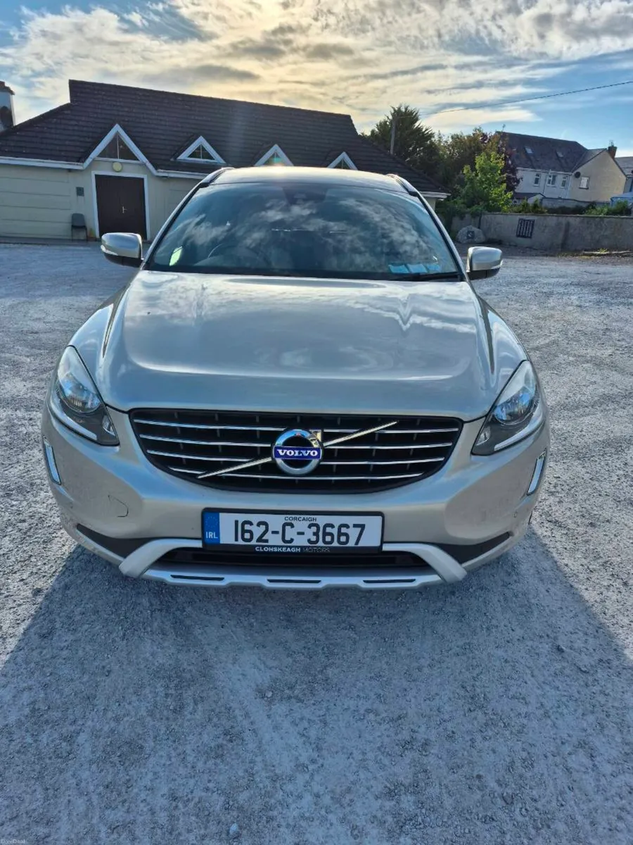 2016 Volvo 2.0 XC60 D4 SE Lux EXEC. AUTO 190 bhp - Image 3