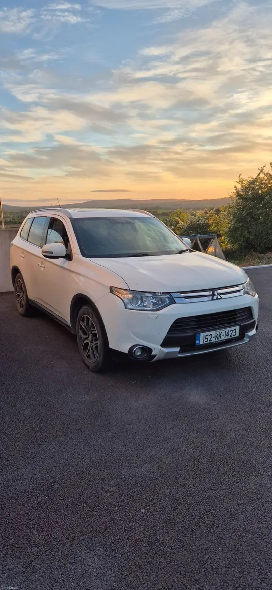 Mitsubishi Outlander 2015 (7 Seater) - Image 1